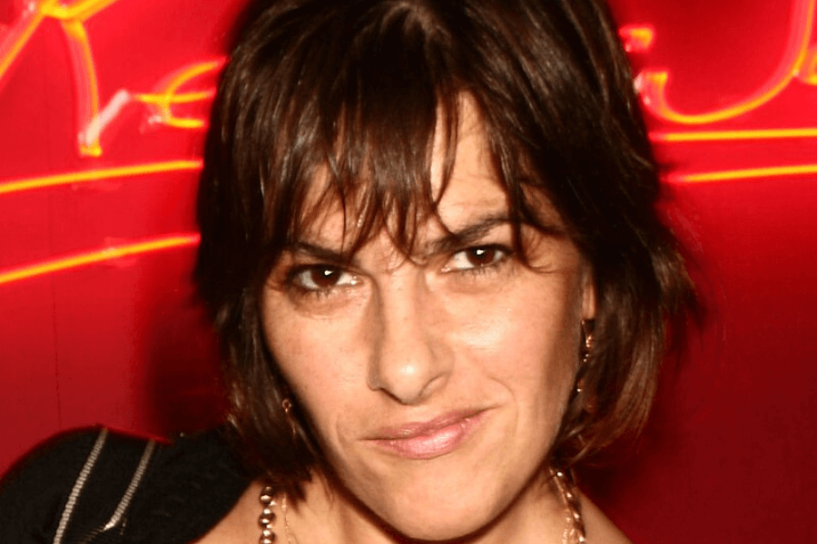 Tracey Emin – Tiểu Sử Cuộc Đời, Con Đường Nghệ Thuật & Các Tác Phẩm ...